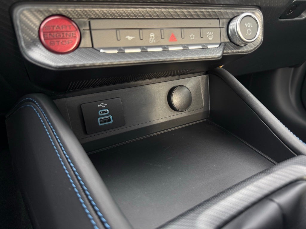 2026 Ford Mustang Dark Horse