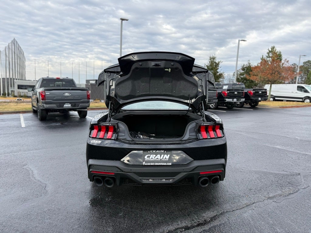2026 Ford Mustang Dark Horse