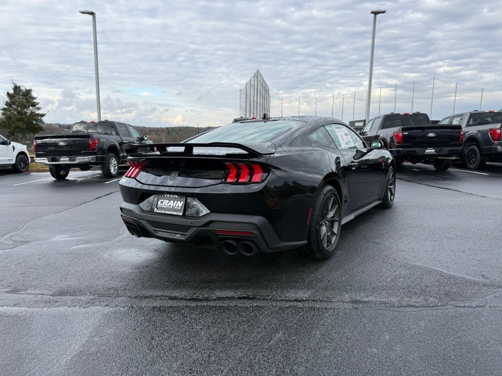 2026 Ford Mustang Dark Horse