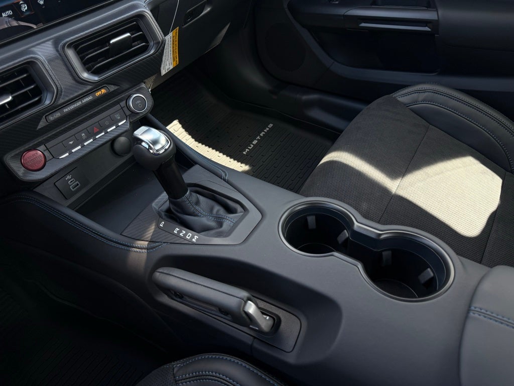 2025 Ford Mustang Dark Horse