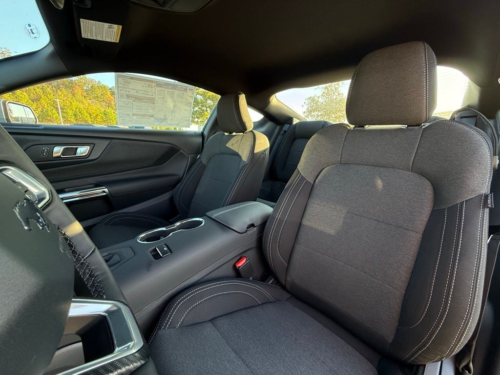 2025 Ford Mustang EcoBoost