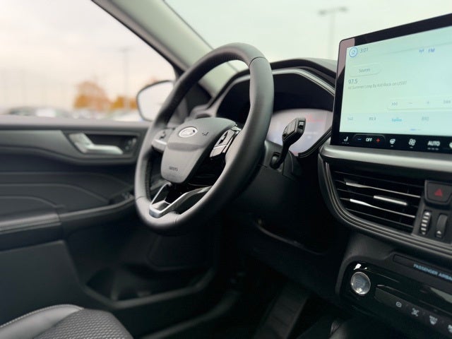 2025 Ford Escape Plug-In Hybrid Base