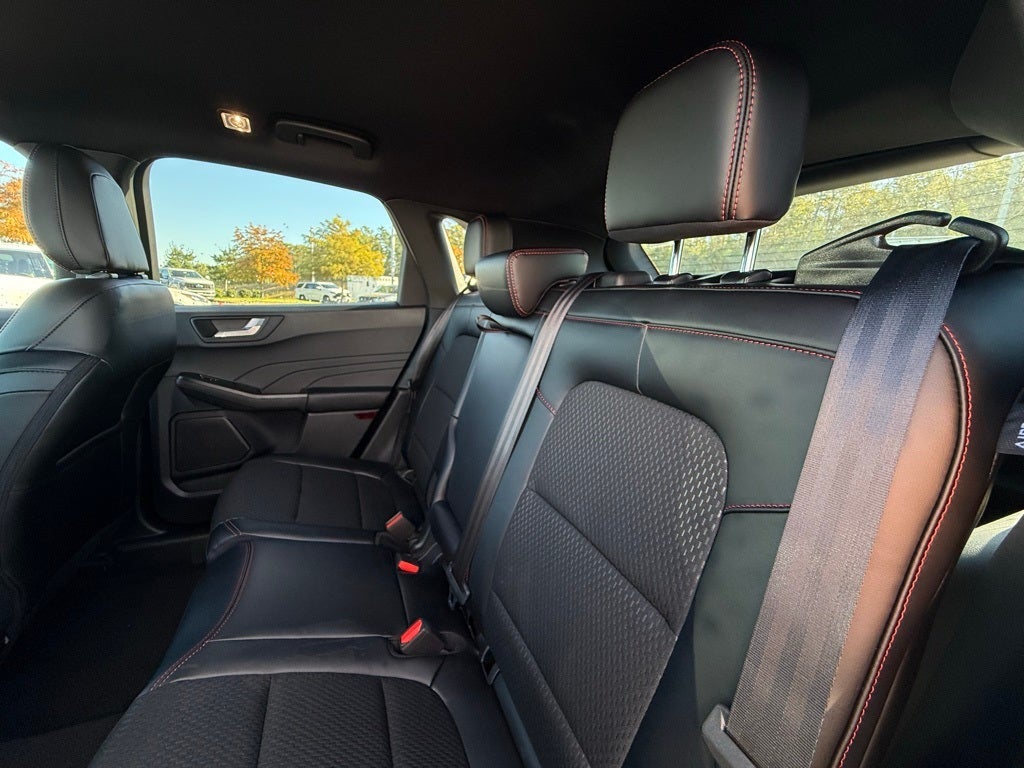 2026 Ford Escape Hybrid ST-Line Select