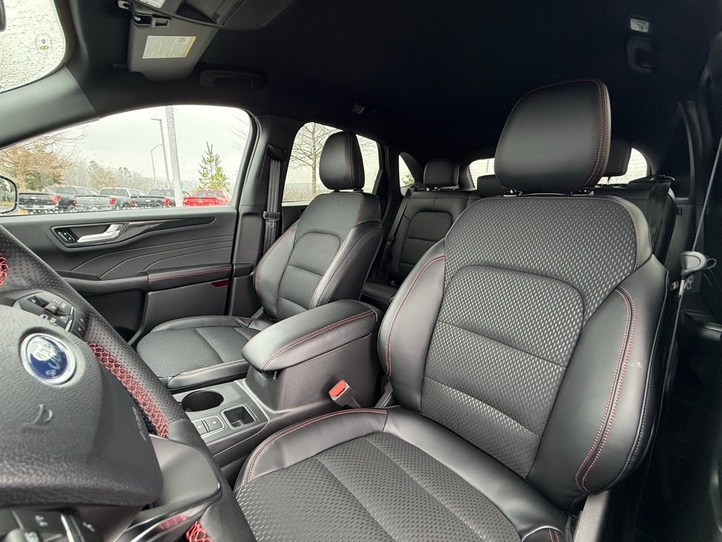 2026 Ford Escape Hybrid ST-Line Select