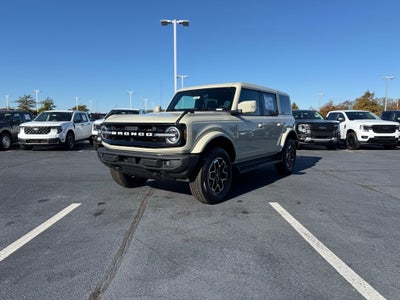 2025 Ford Bronco Outer Banks