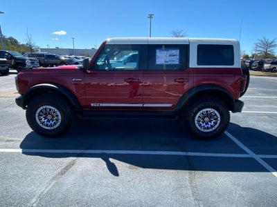 2026 Ford Bronco Outer Banks