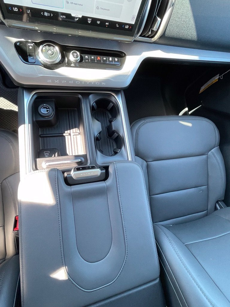 2027 Ford Expedition Max Active