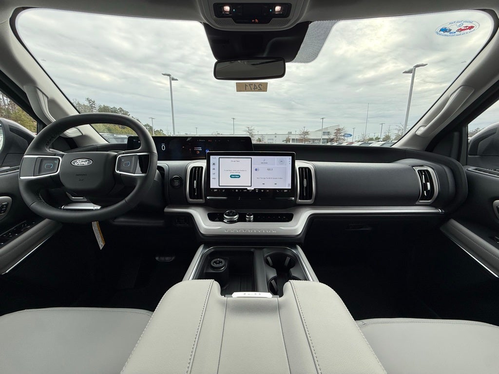 2026 Ford Expedition Active