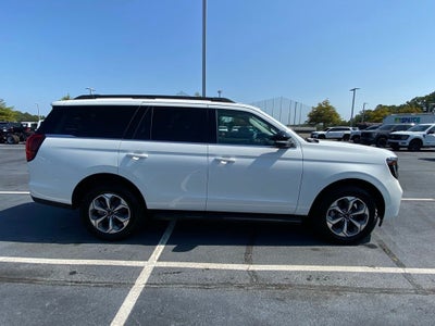 2027 Ford Expedition Active