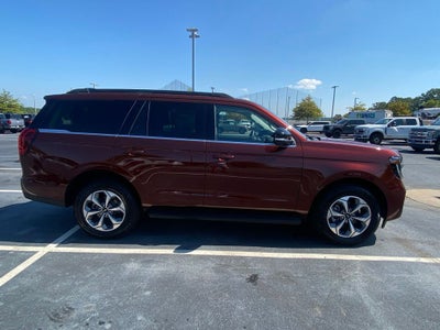 2027 Ford Expedition Active