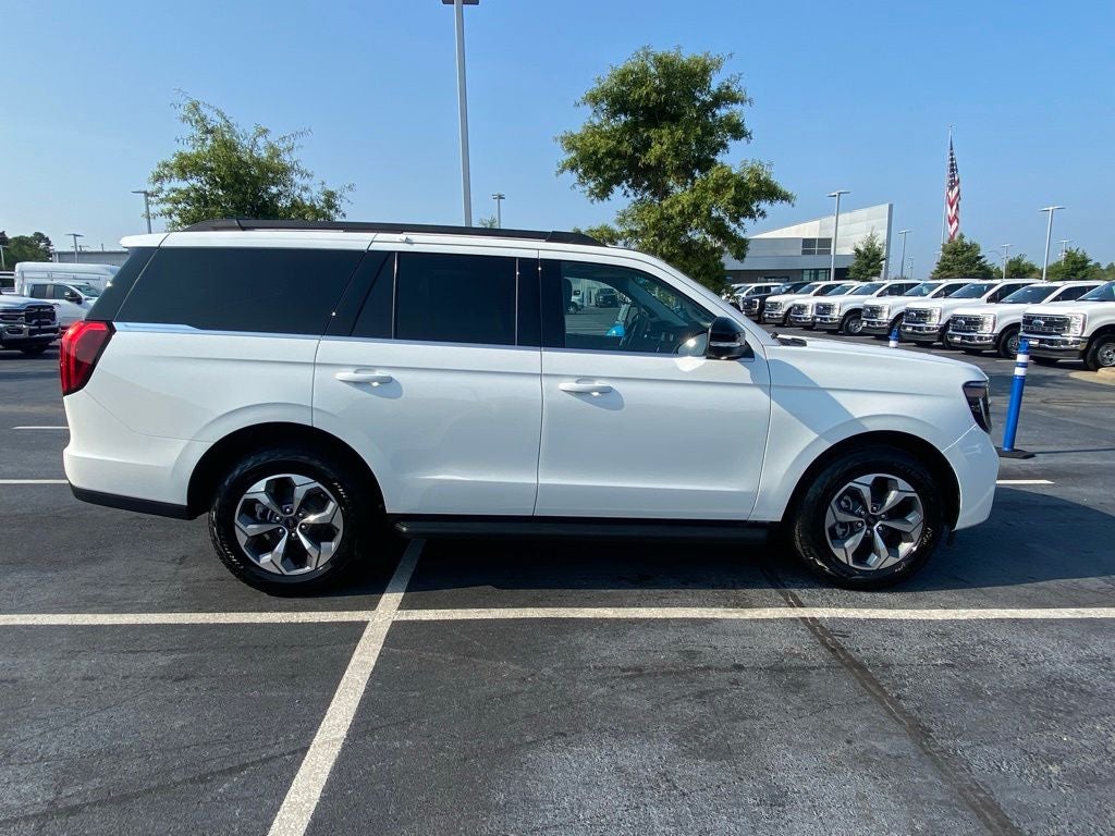 2027 Ford Expedition Active