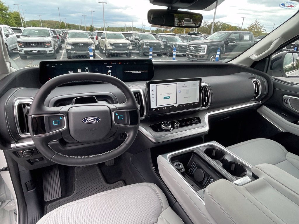 2027 Ford Expedition Platinum