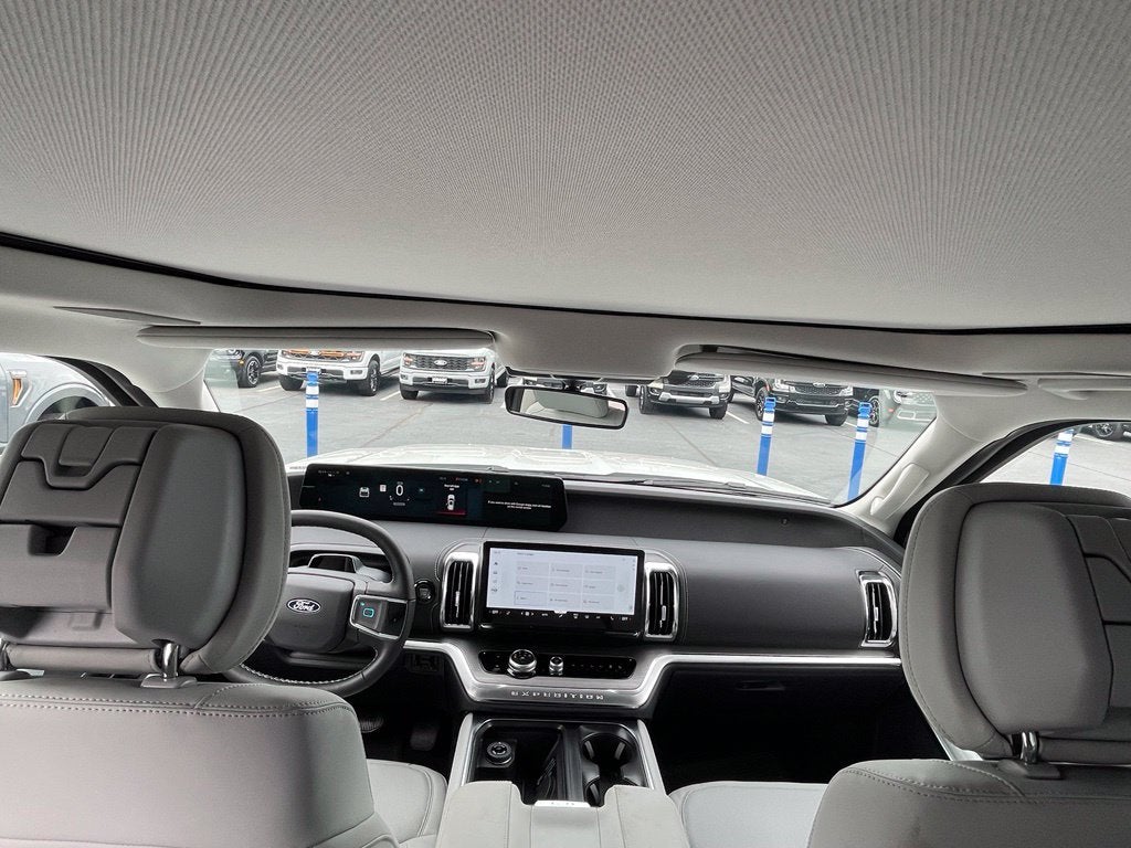 2027 Ford Expedition Platinum