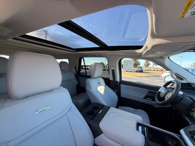 2026 Ford Expedition Platinum