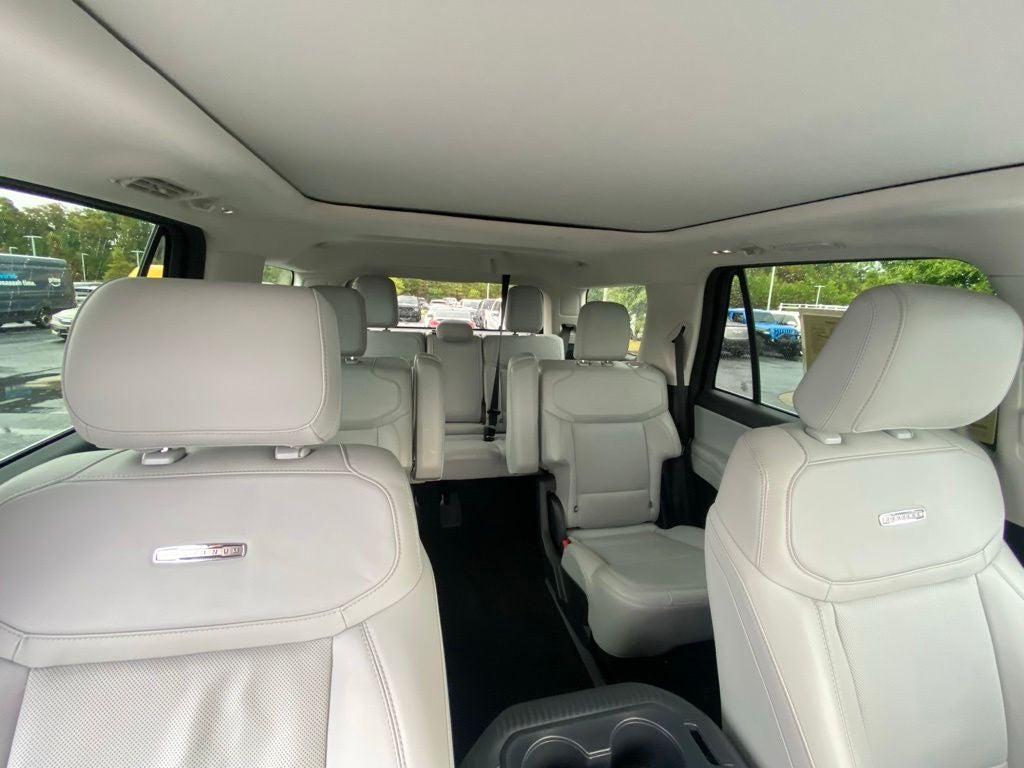 2025 Ford Expedition Platinum