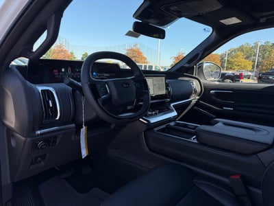 2025 Ford Expedition Platinum