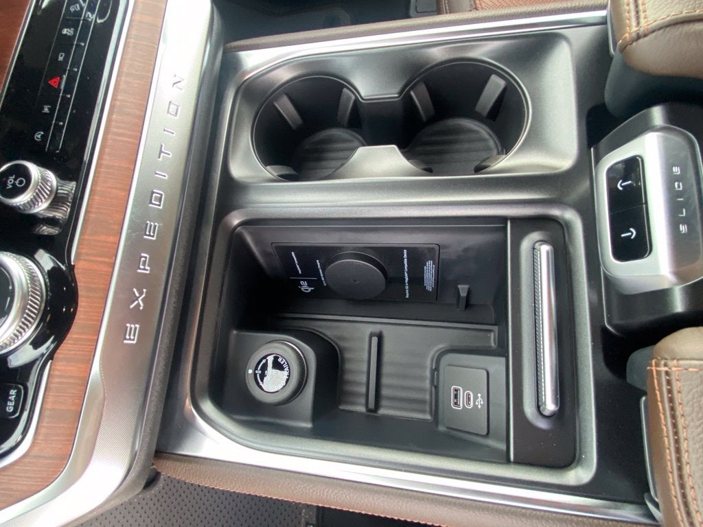 2027 Ford Expedition King Ranch
