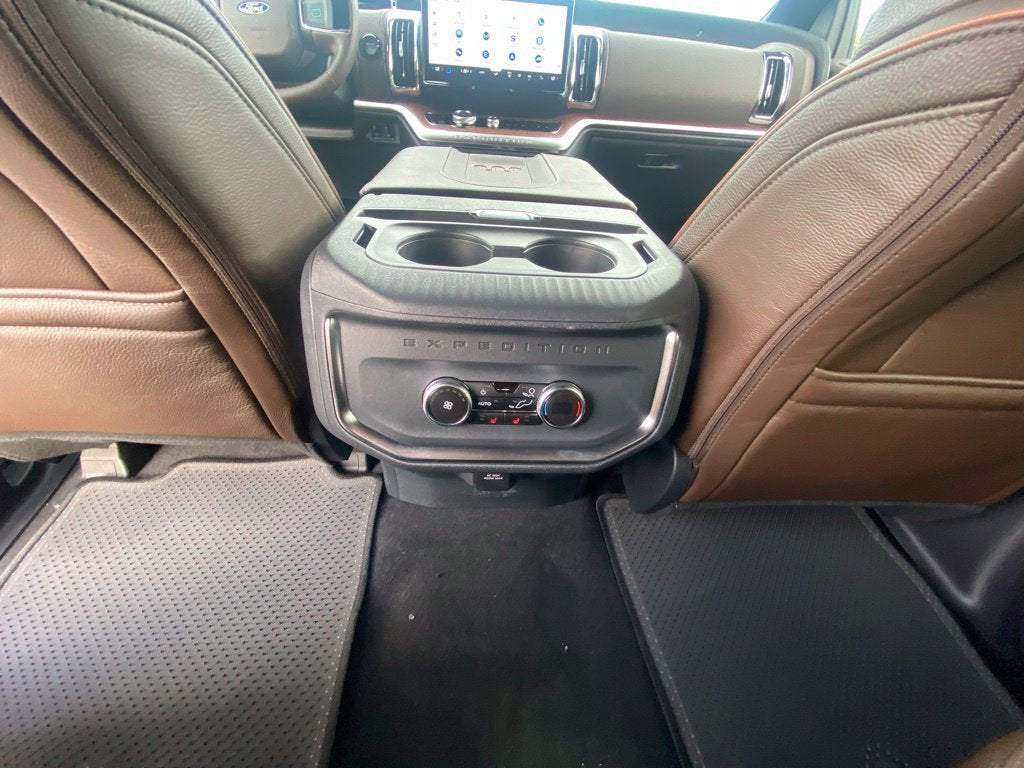 2027 Ford Expedition King Ranch