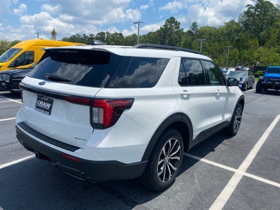 2026 Ford Explorer ST-Line