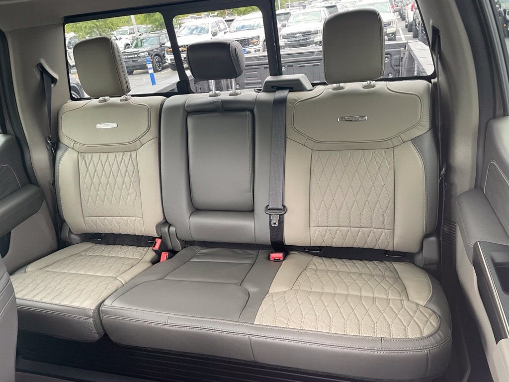 2027 Ford F-250SD Platinum