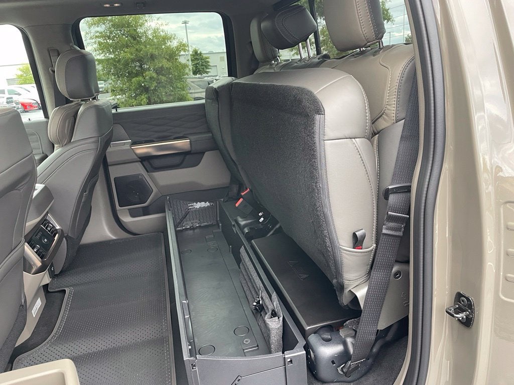 2027 Ford F-250SD Platinum