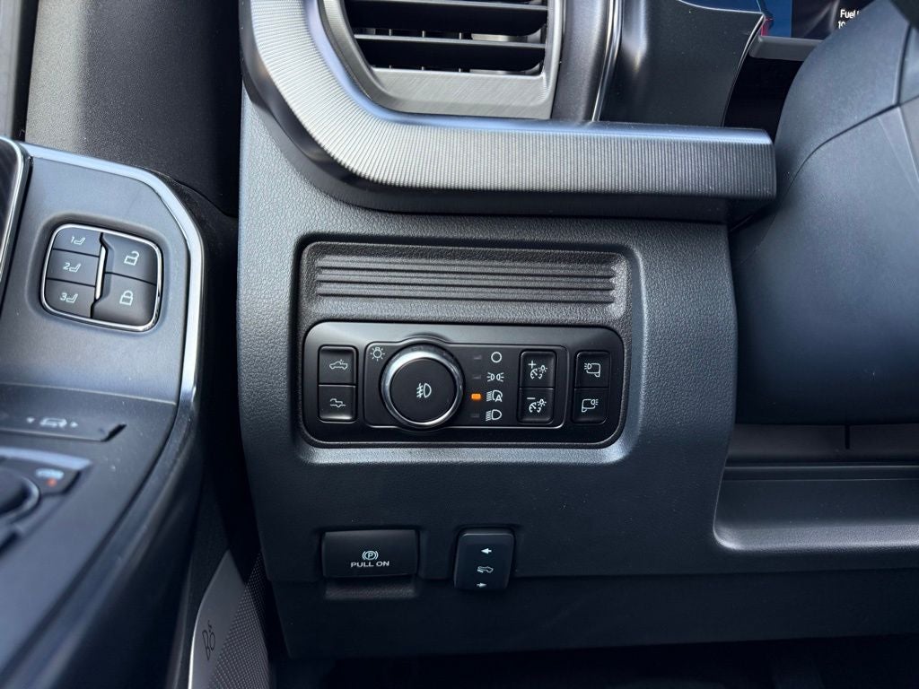 2025 Ford F-250SD Platinum