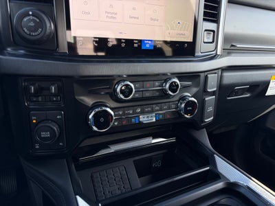 2025 Ford F-250SD Platinum