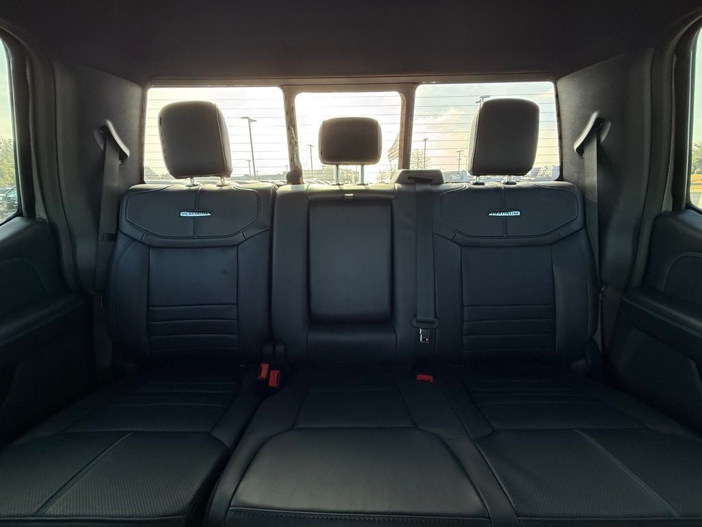 2025 Ford F-250SD Platinum