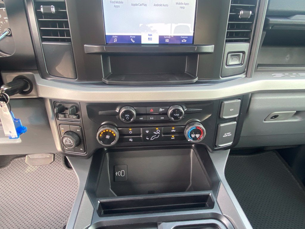 2027 Ford F-250SD XLT