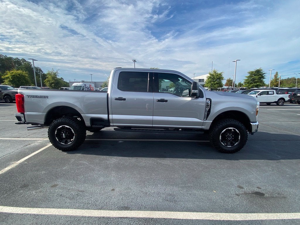 2027 Ford F-250SD XLT