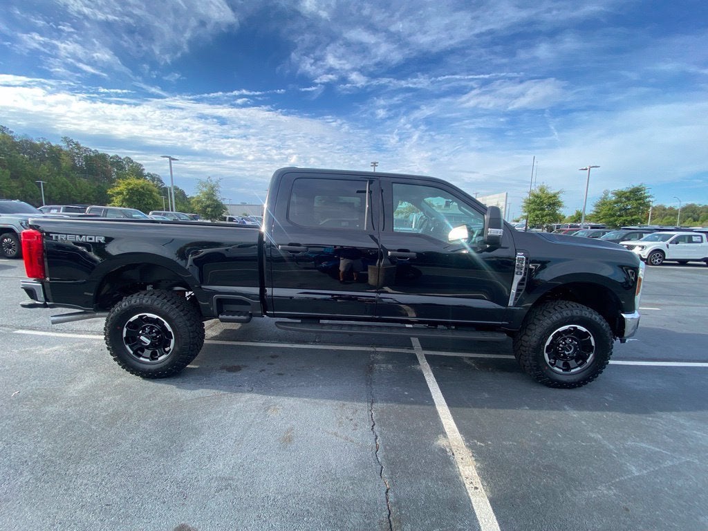 2027 Ford F-250SD XLT
