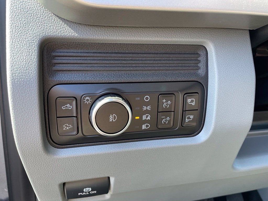 2027 Ford F-250SD XLT