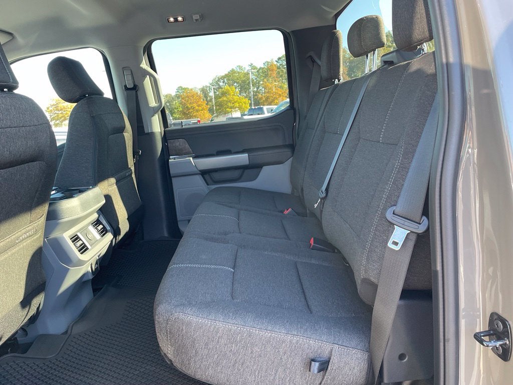 2027 Ford F-250SD XLT