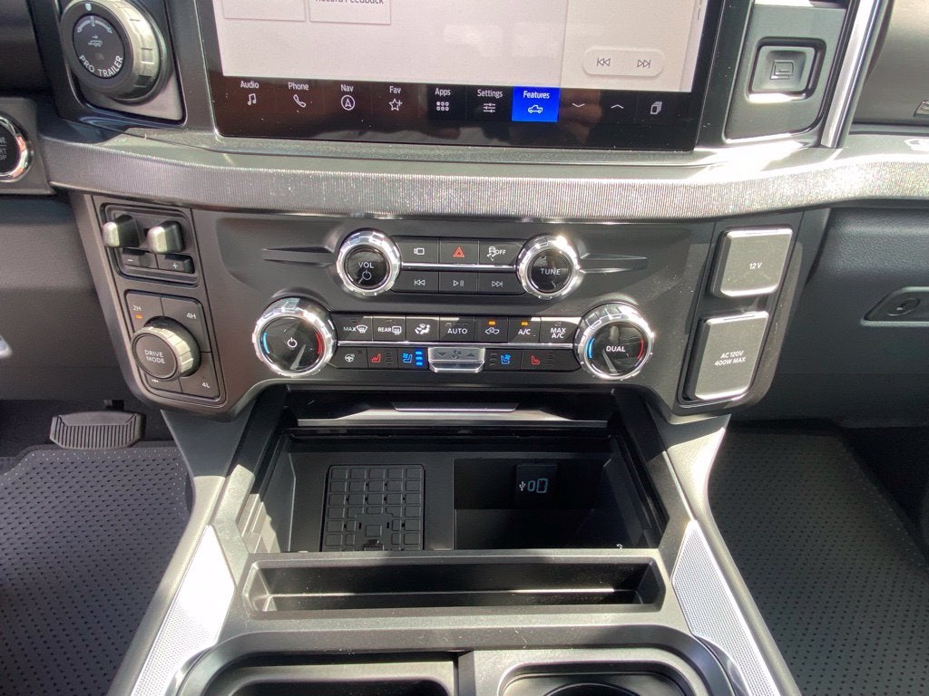 2027 Ford F-350SD Platinum