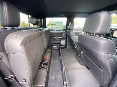 2027 Ford F-350SD Platinum