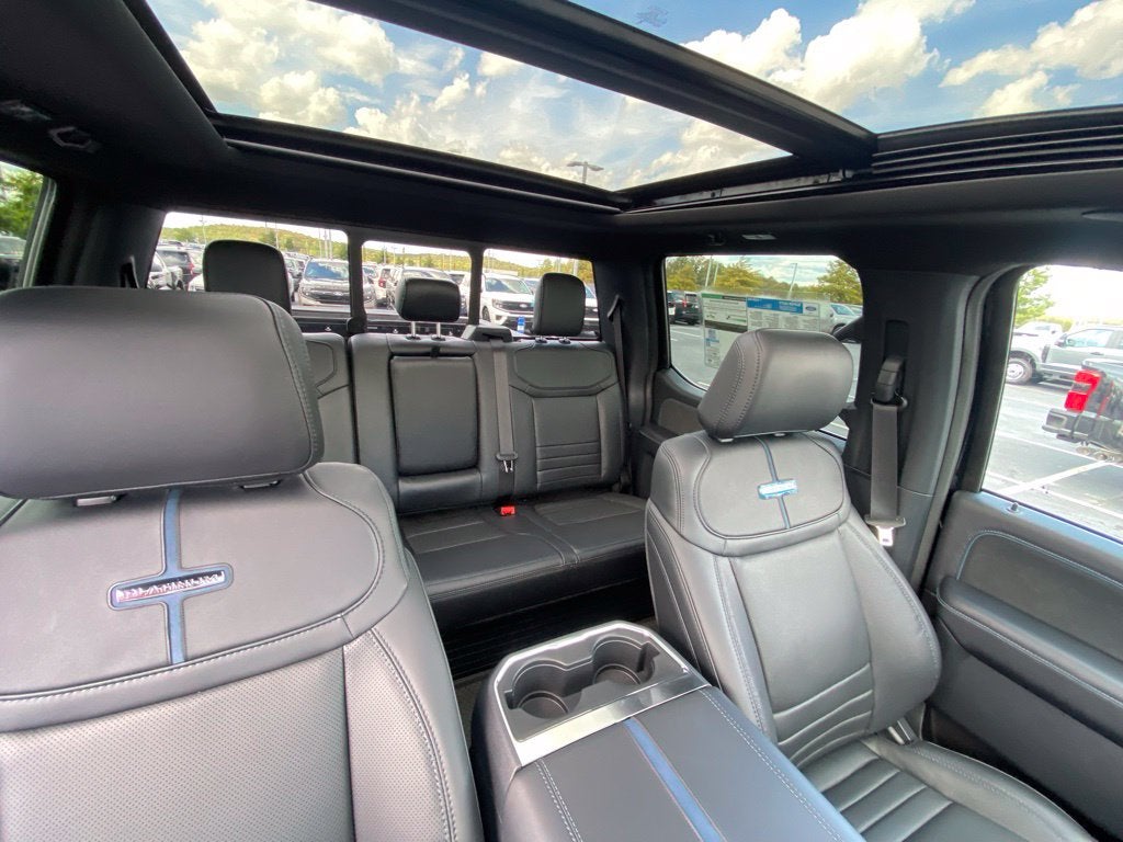 2027 Ford F-350SD Platinum
