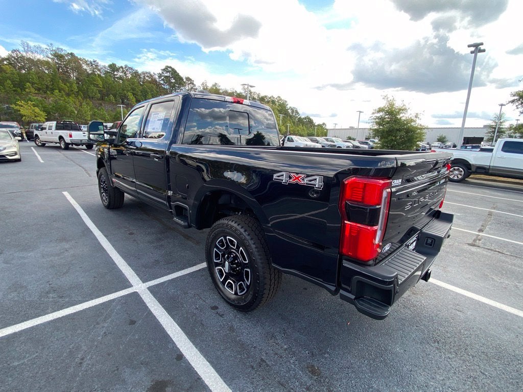 2027 Ford F-350SD Platinum