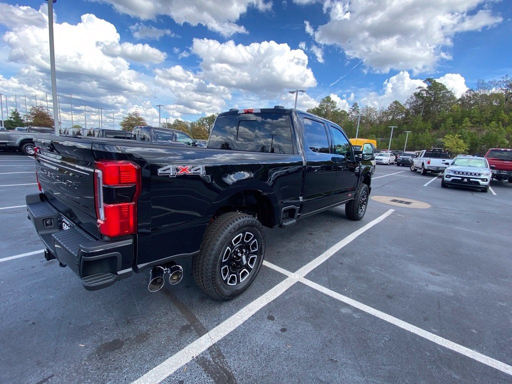 2027 Ford F-350SD Platinum