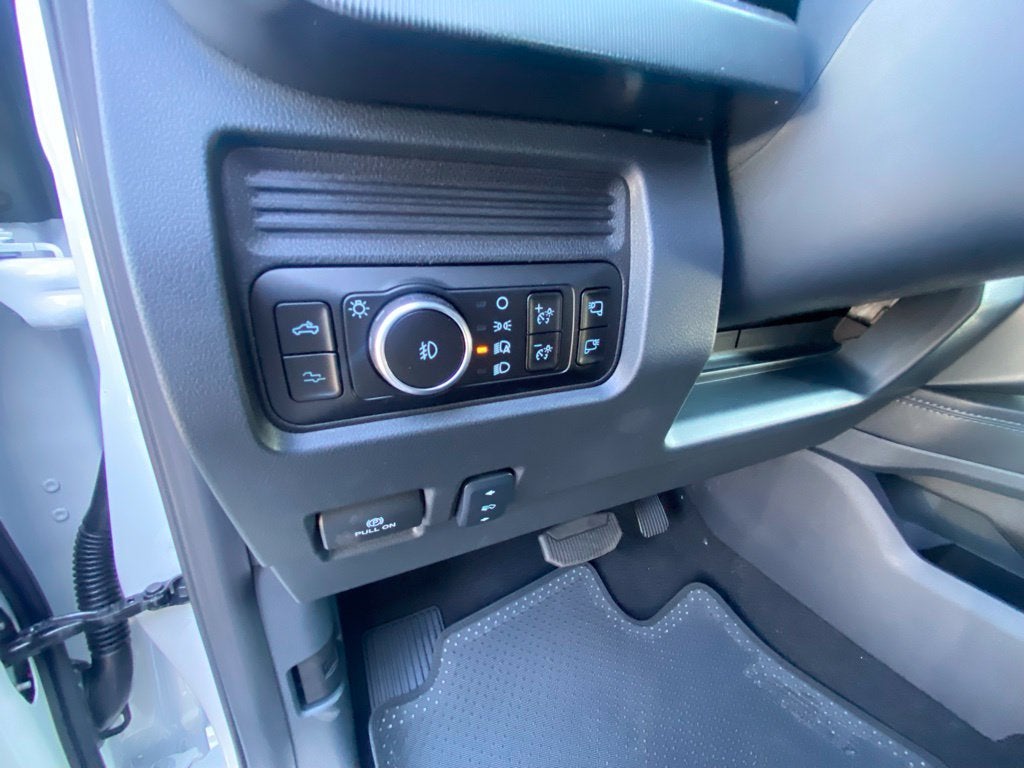 2027 Ford F-350SD Platinum