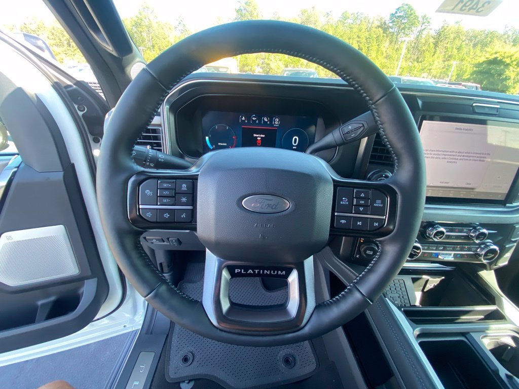 2027 Ford F-350SD Platinum