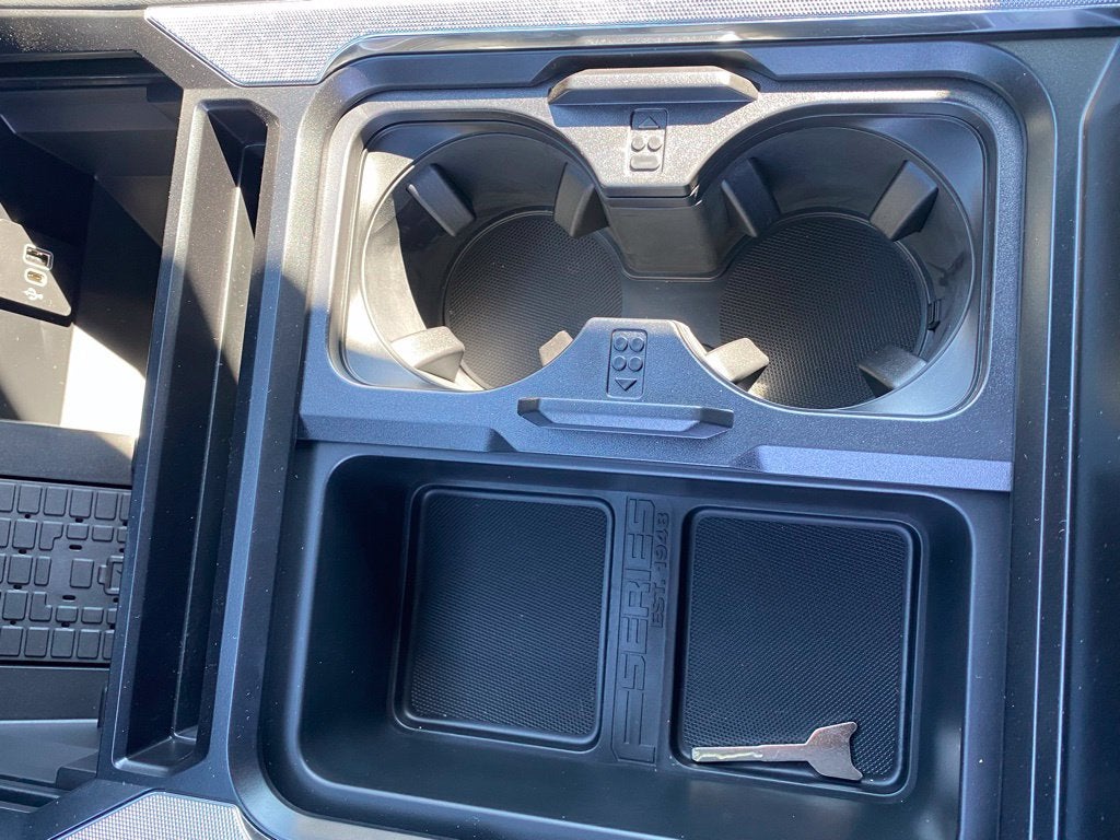 2027 Ford F-350SD Platinum