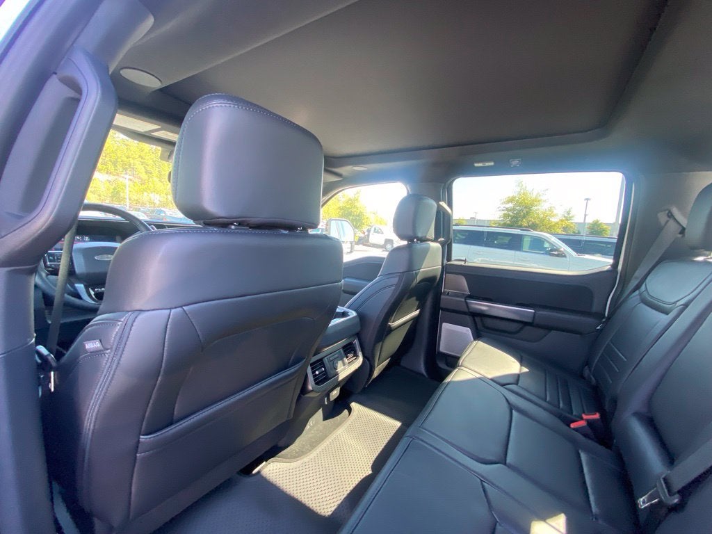 2027 Ford F-350SD Platinum