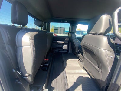 2027 Ford F-350SD Platinum