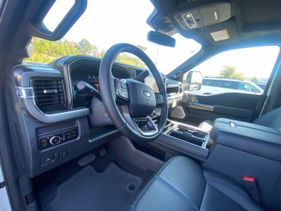 2027 Ford F-350SD Platinum