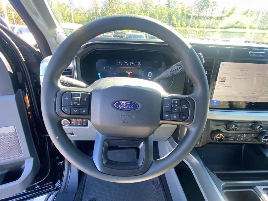 2027 Ford F-350SD XLT