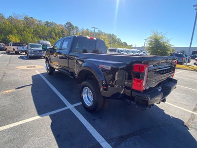 2027 Ford F-350SD Platinum DRW