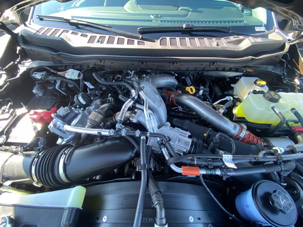 2027 Ford F-350SD Lariat DRW