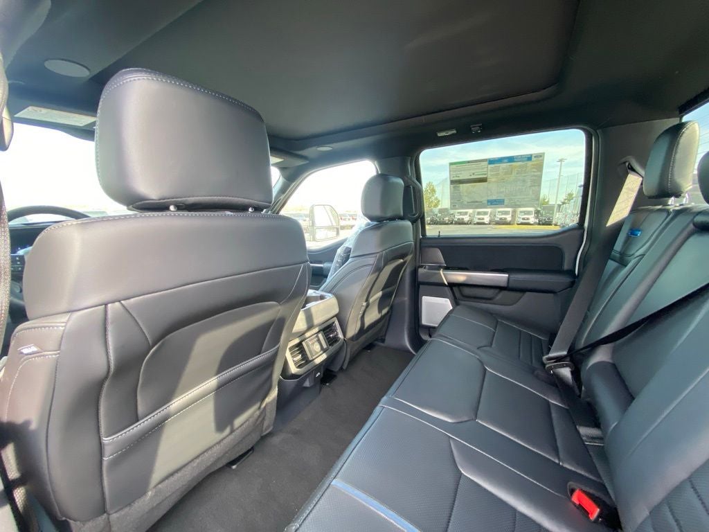 2026 Ford F-350SD Platinum DRW