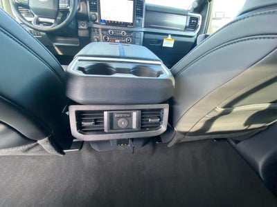 2026 Ford F-350SD Platinum DRW