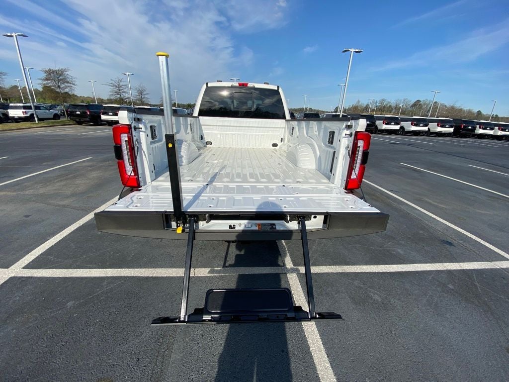 2026 Ford F-350SD Platinum DRW